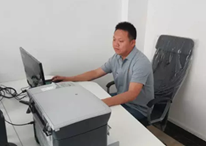 做了二十年修理廠的孫大哥加盟小拇指，重新認(rèn)識(shí)機(jī)修業(yè)務(wù)