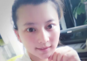 美女服務(wù)顧問(wèn)客戶關(guān)系做得太好，老公都吃醋了！