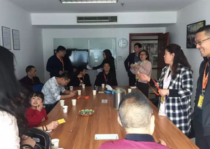 小拇指加盟火爆，一天簽約12位加盟商，招商經(jīng)理已累趴