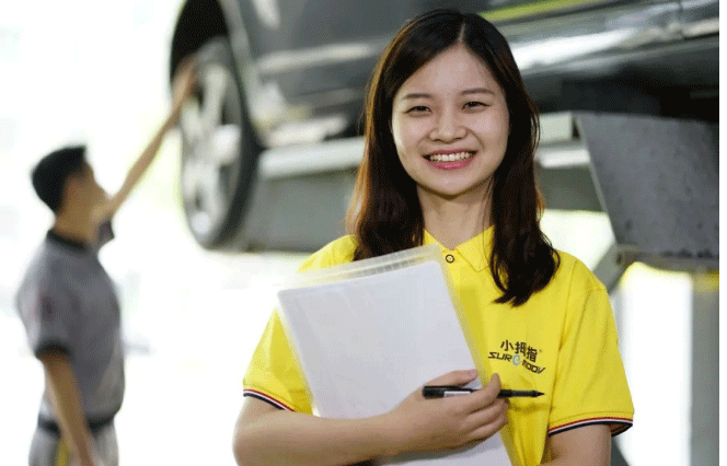 從泥濘中走來，在坦途上奔跑，他立志要做小拇指品牌的守護(hù)者！