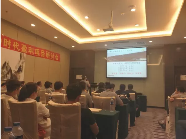 1472111546372138p16A.png blob.png