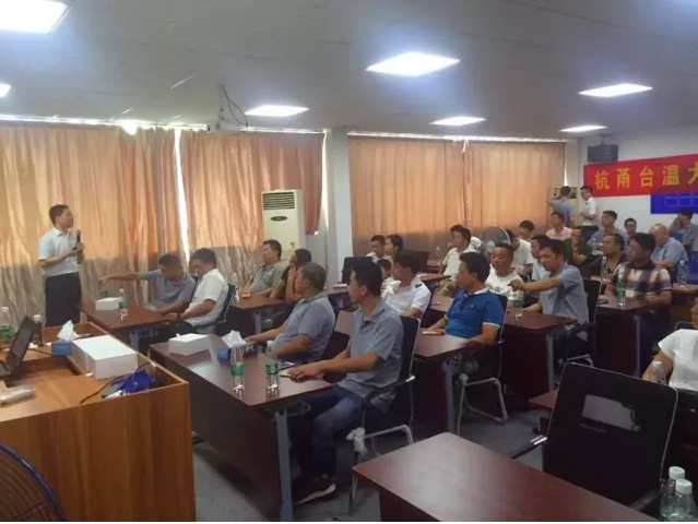 1472111623133243p16D.png blob.png