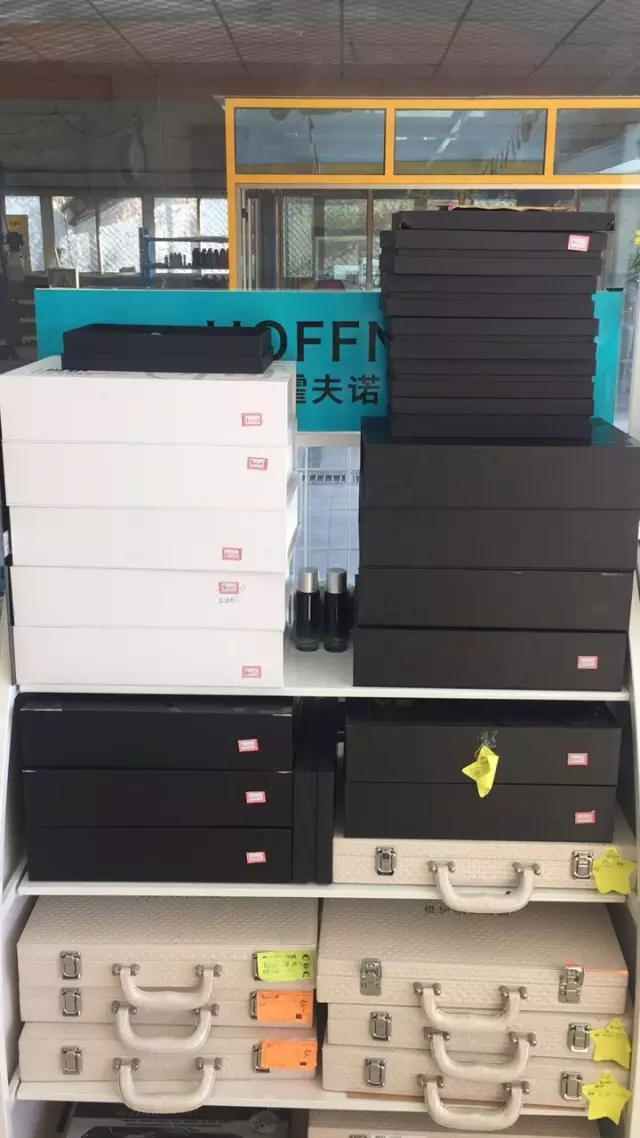 14869667939273771FC0.png 3.png