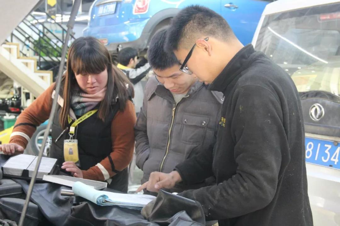 15565093041120978263.jpg 02.jpg