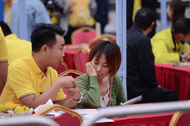 1617949800658257235E.gif 6.gif