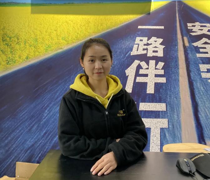 16294455391514711B4B.jpg 1.jpg